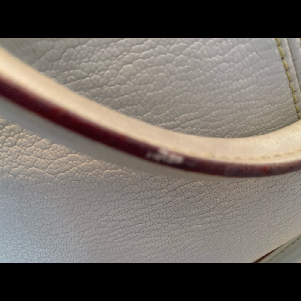 Louis Vuitton Cream Suhali Leather Lockit GM bag. - Picture 6 of 6